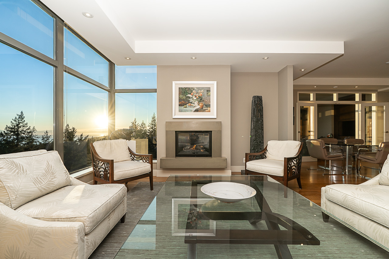 #1303 - 3355 Cypress Place